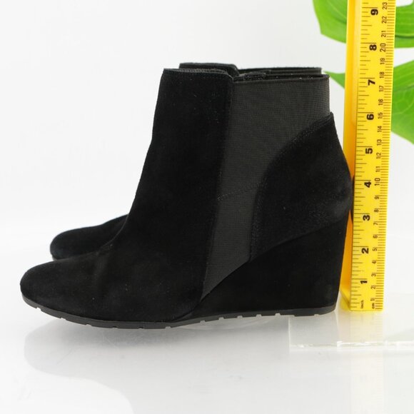 Clarks Womens Rosepoint Bell Boot Size 9.5 Black Suede Chelsea Bootie Wedge Heel - Picture 5 of 11